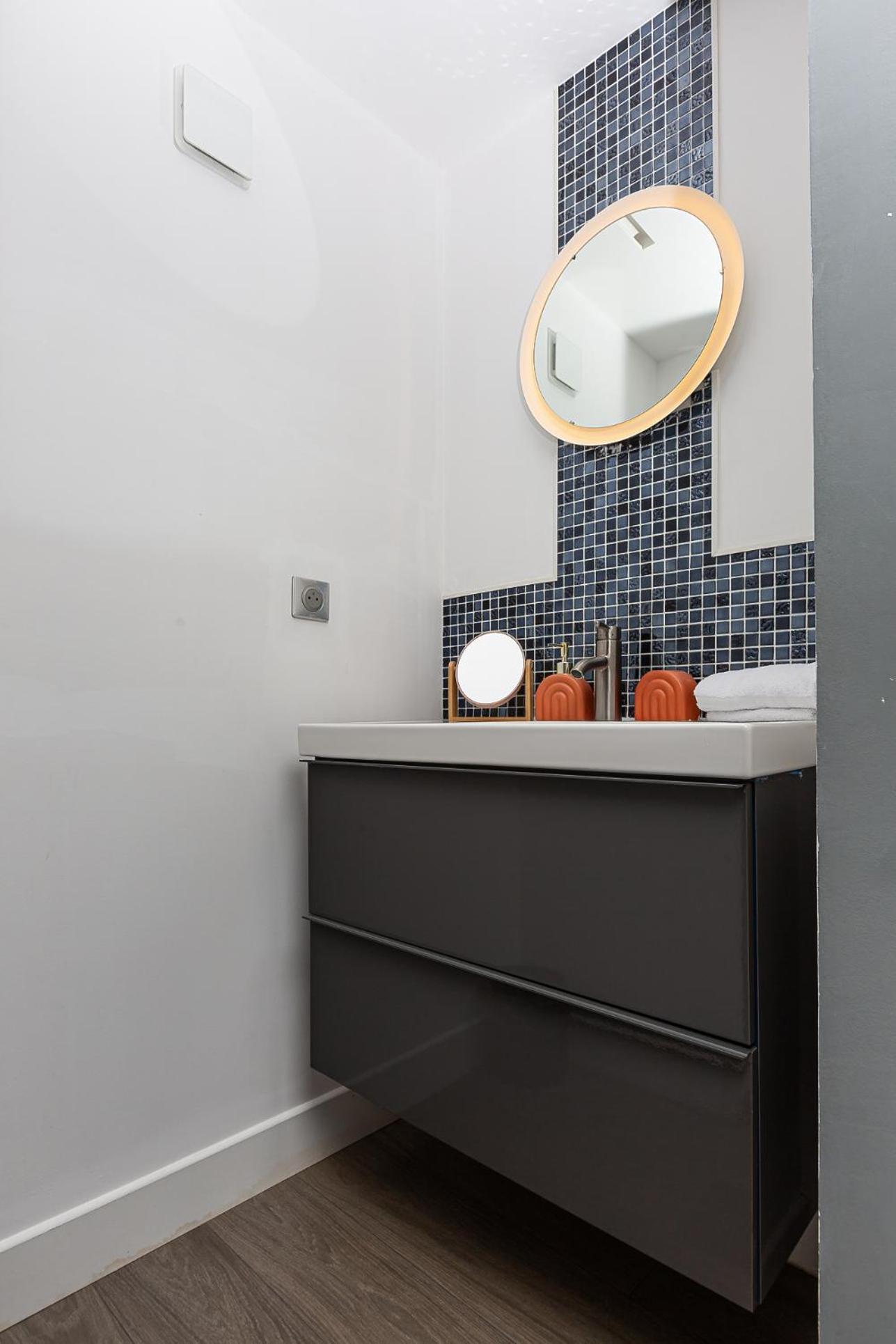Gites Spa Strasbourg - Studio Romantique, Jacuzzi, Sauna, Terrasse Privee Furdenheim المظهر الخارجي الصورة