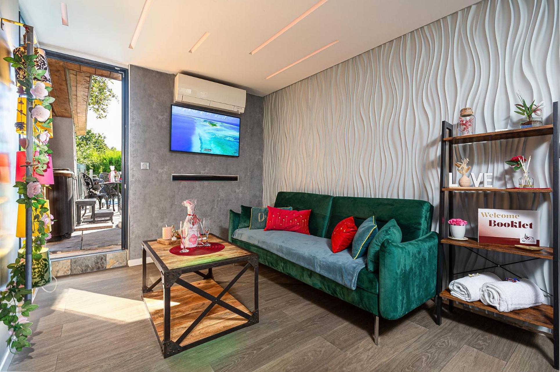Gites Spa Strasbourg - Studio Romantique, Jacuzzi, Sauna, Terrasse Privee Furdenheim المظهر الخارجي الصورة
